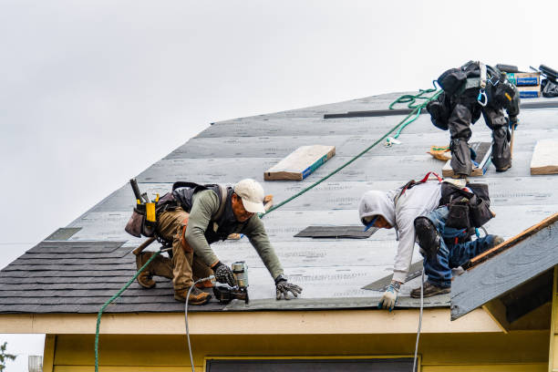 Professional Gutter Installation technician working in New Brunswick, NJ